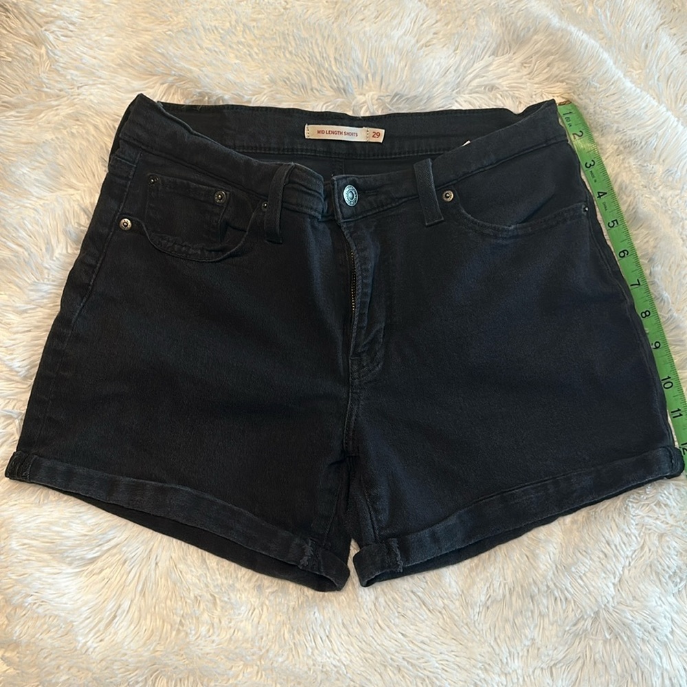 SHORTS LEVIS SHORTS SIZE 29